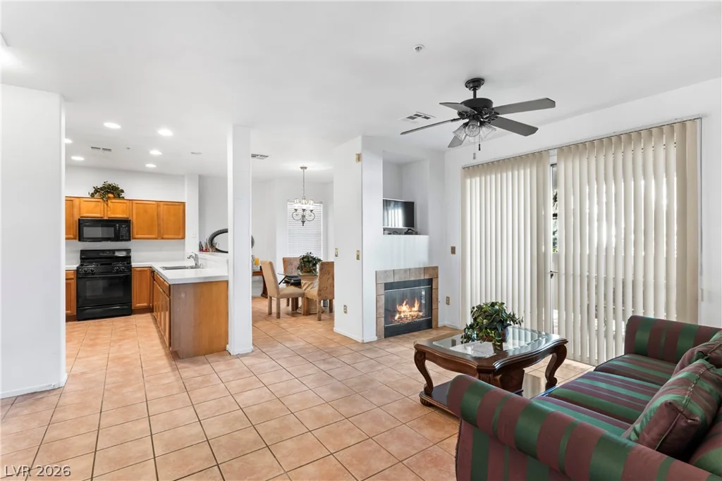1012 Domnus, Las Vegas, NV 89144