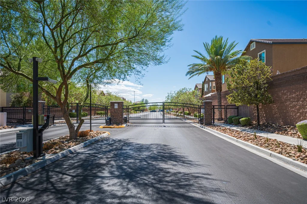 8967 Drummer Bay, Las Vegas, NV 89149