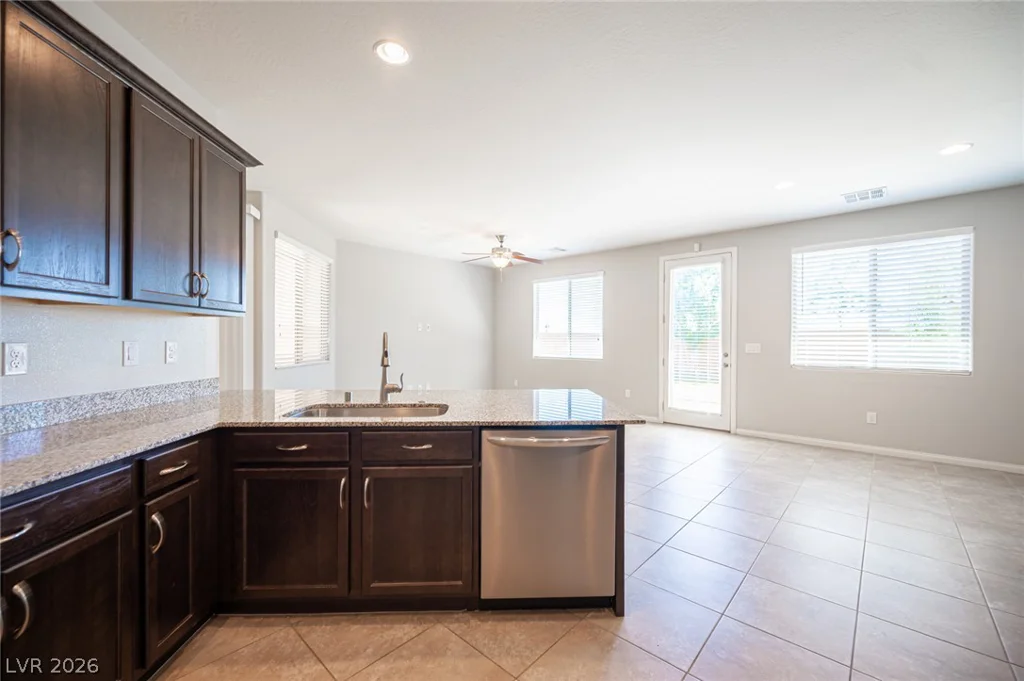 8967 Drummer Bay, Las Vegas, NV 89149