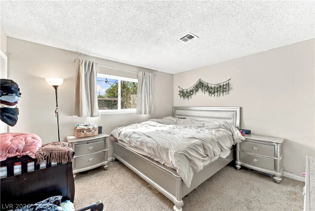 4517 Mark, Las Vegas, NV 89108