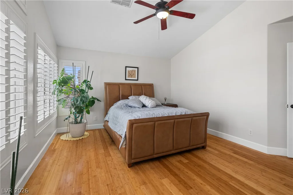 1816 Eagle Bluff, Las Vegas, NV 89128