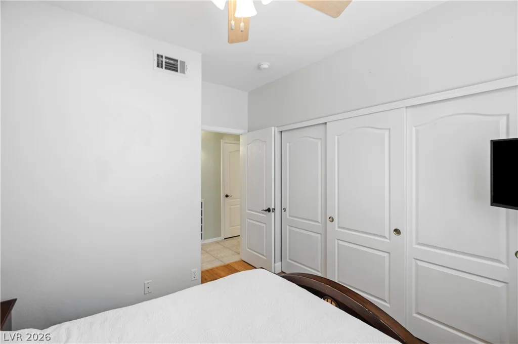 1816 Eagle Bluff, Las Vegas, NV 89128