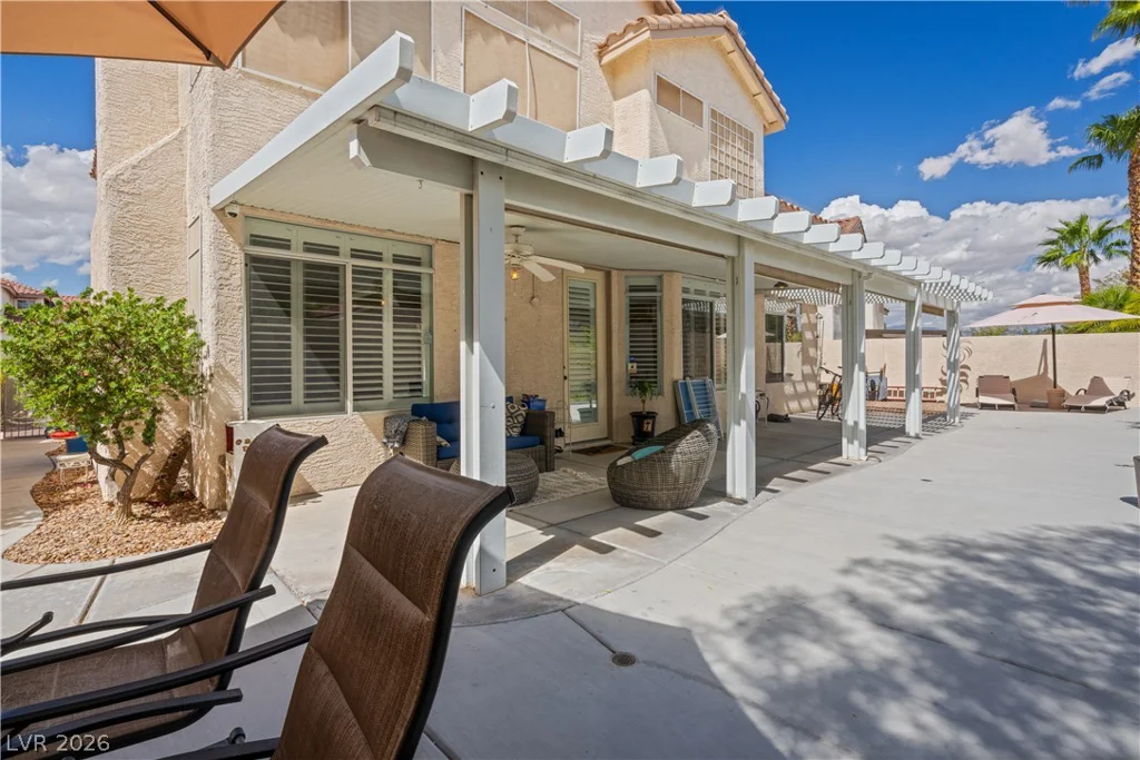 1816 Eagle Bluff, Las Vegas, NV 89128