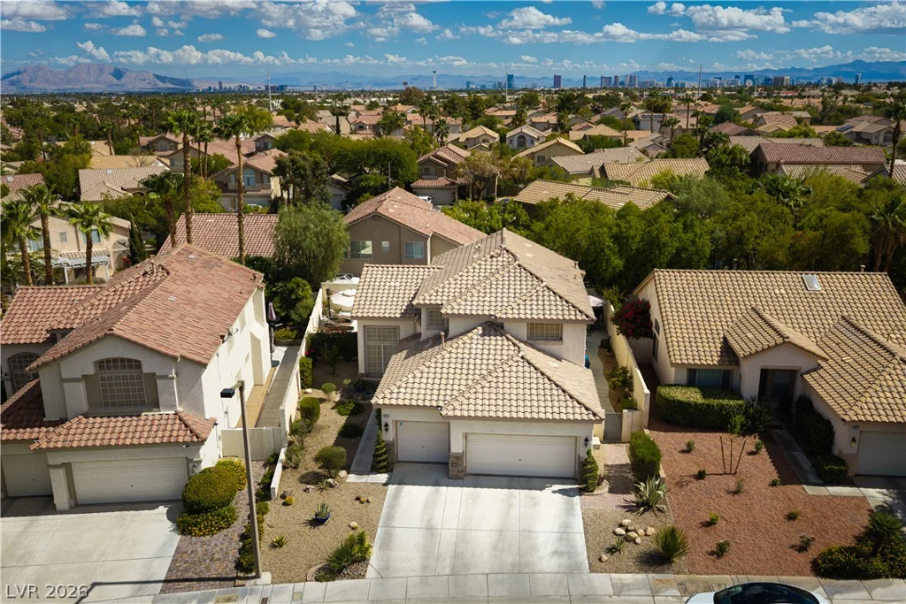 1816 Eagle Bluff, Las Vegas, NV 89128