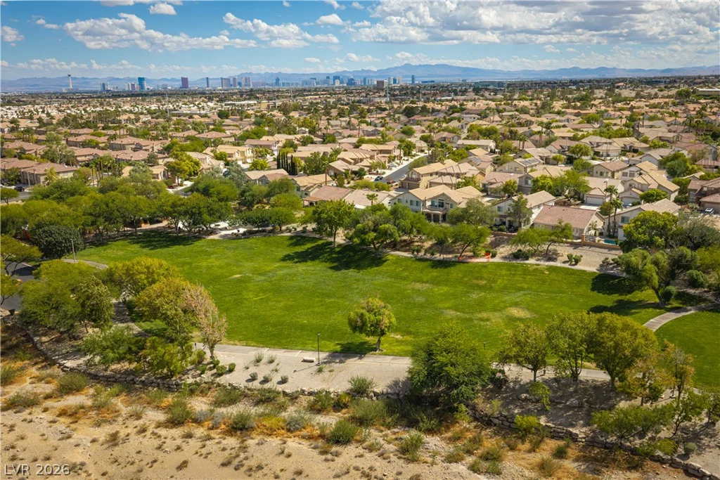 1816 Eagle Bluff, Las Vegas, NV 89128