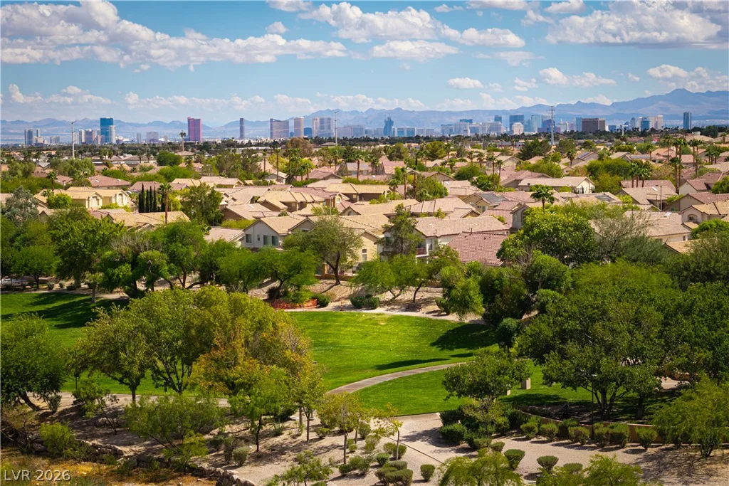 1816 Eagle Bluff, Las Vegas, NV 89128