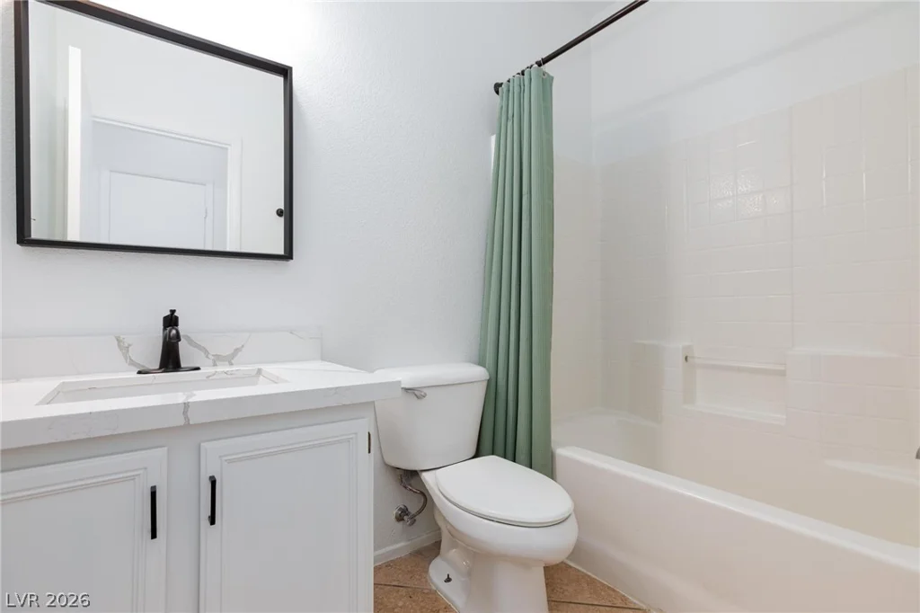 8212 Calico Wind, Las Vegas, NV 89131