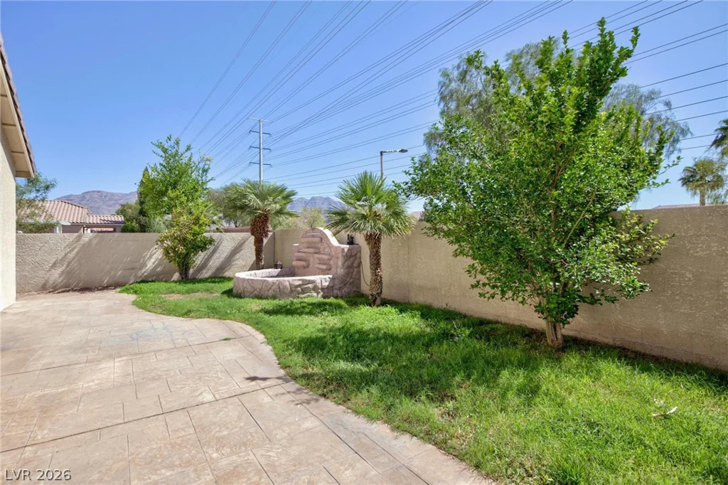 8212 Calico Wind, Las Vegas, NV 89131