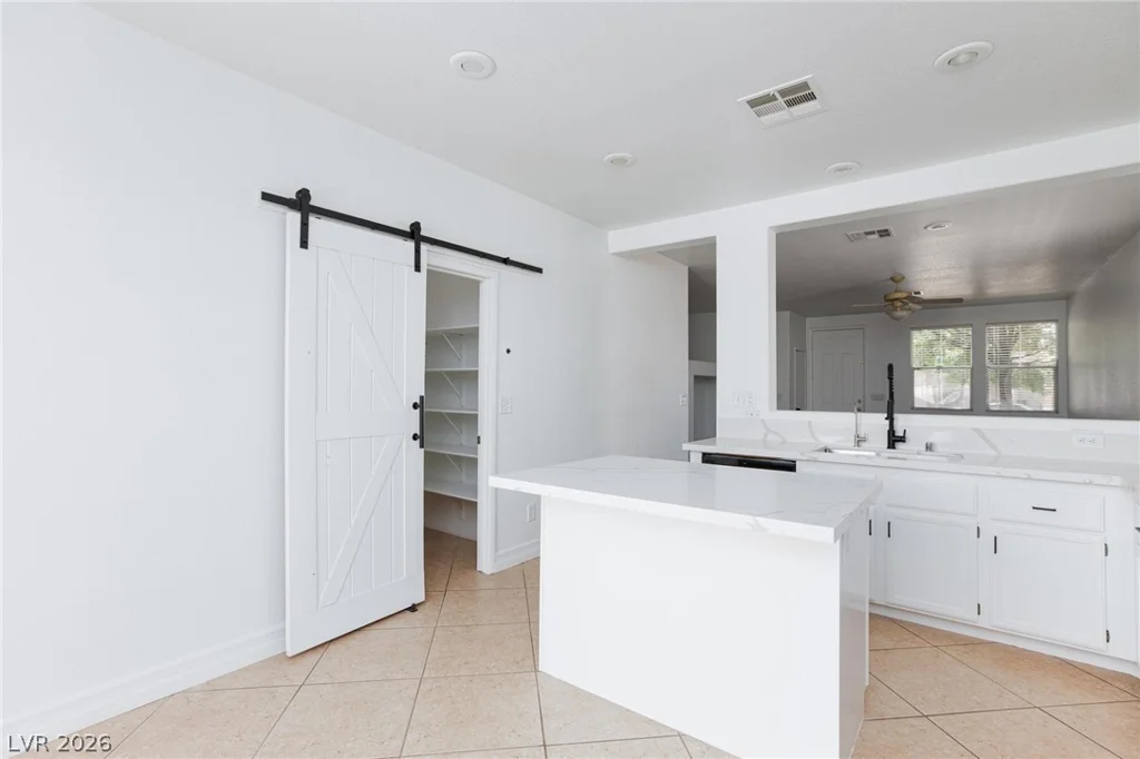 8212 Calico Wind, Las Vegas, NV 89131