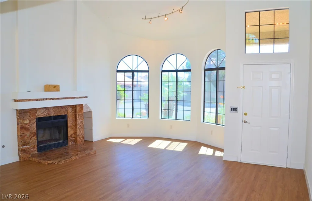 1442 White, Las Vegas, NV 89119