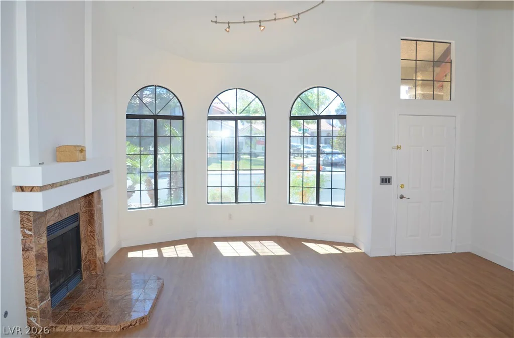 1442 White, Las Vegas, NV 89119