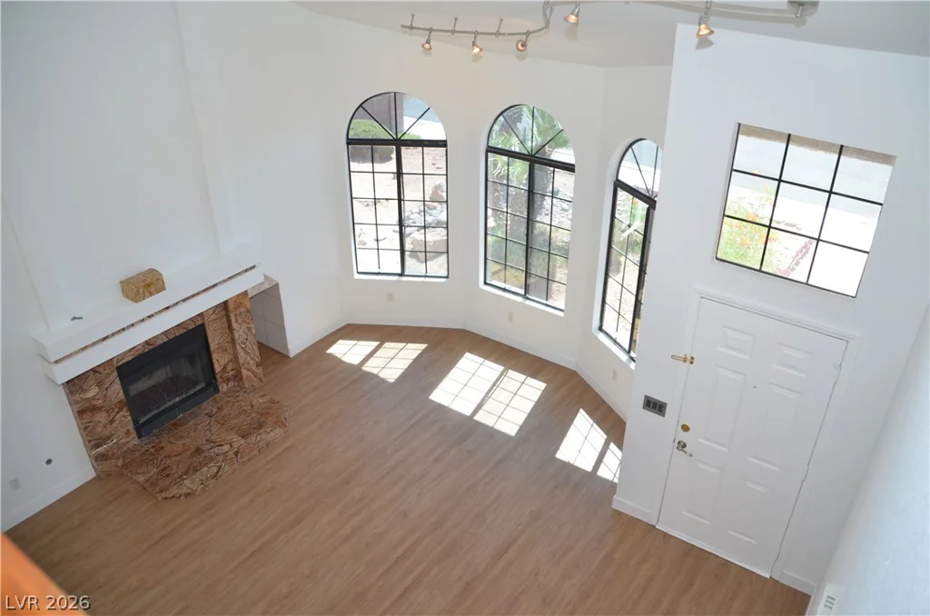 1442 White, Las Vegas, NV 89119
