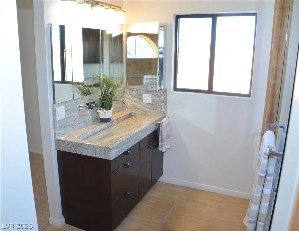 1442 White, Las Vegas, NV 89119