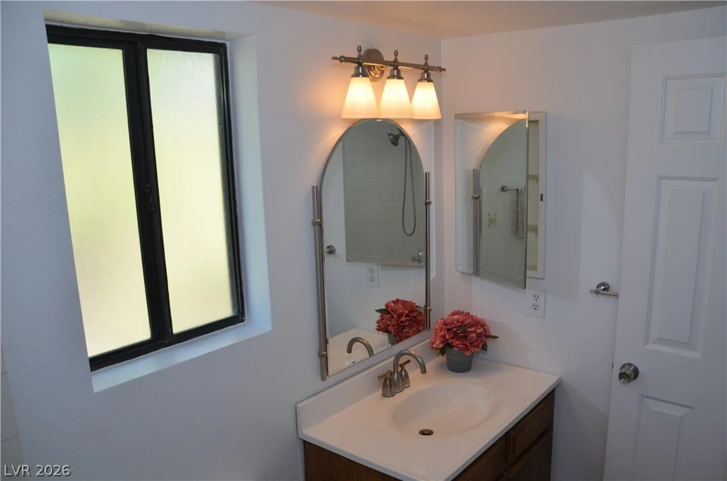 1442 White, Las Vegas, NV 89119