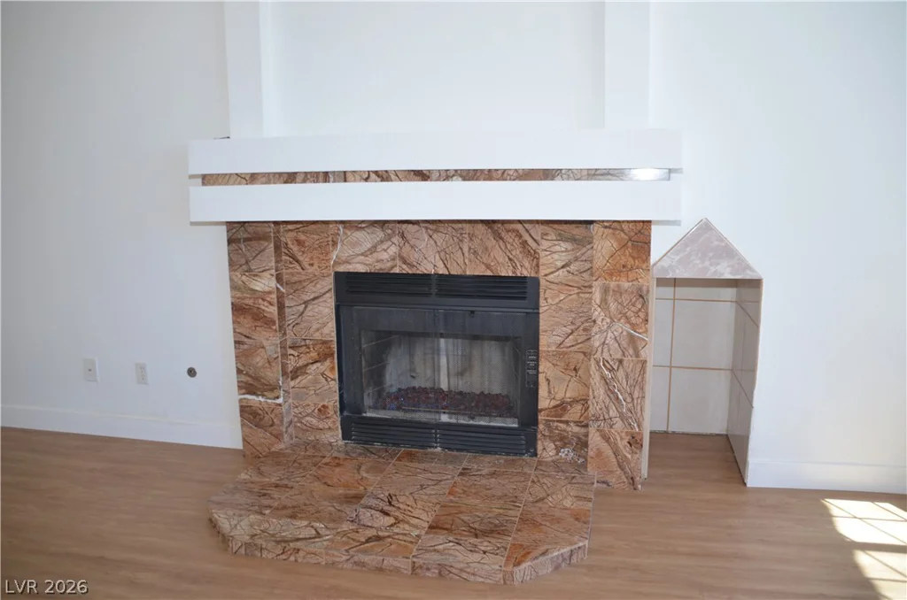 1442 White, Las Vegas, NV 89119