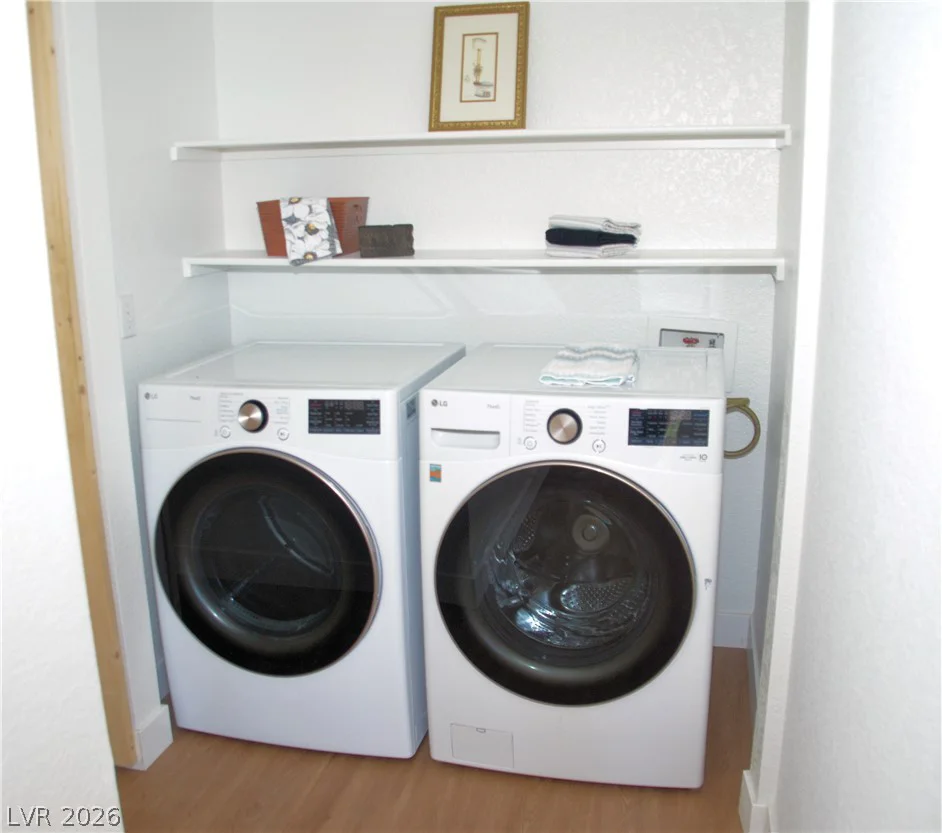 1442 White, Las Vegas, NV 89119