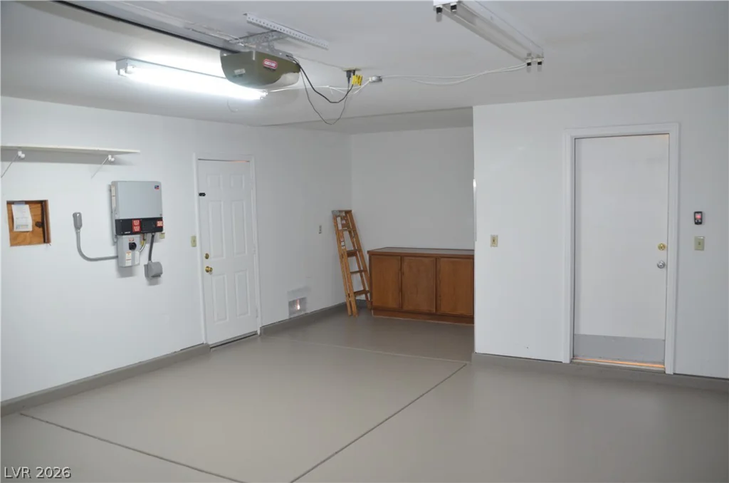 1442 White, Las Vegas, NV 89119
