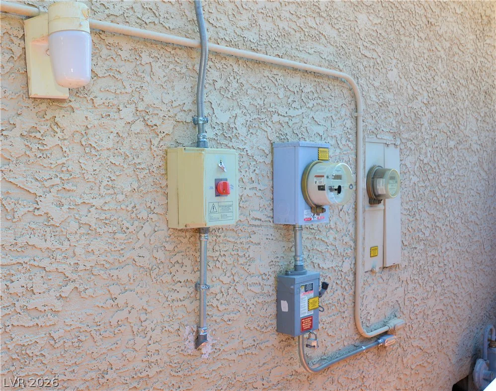 1442 White, Las Vegas, NV 89119