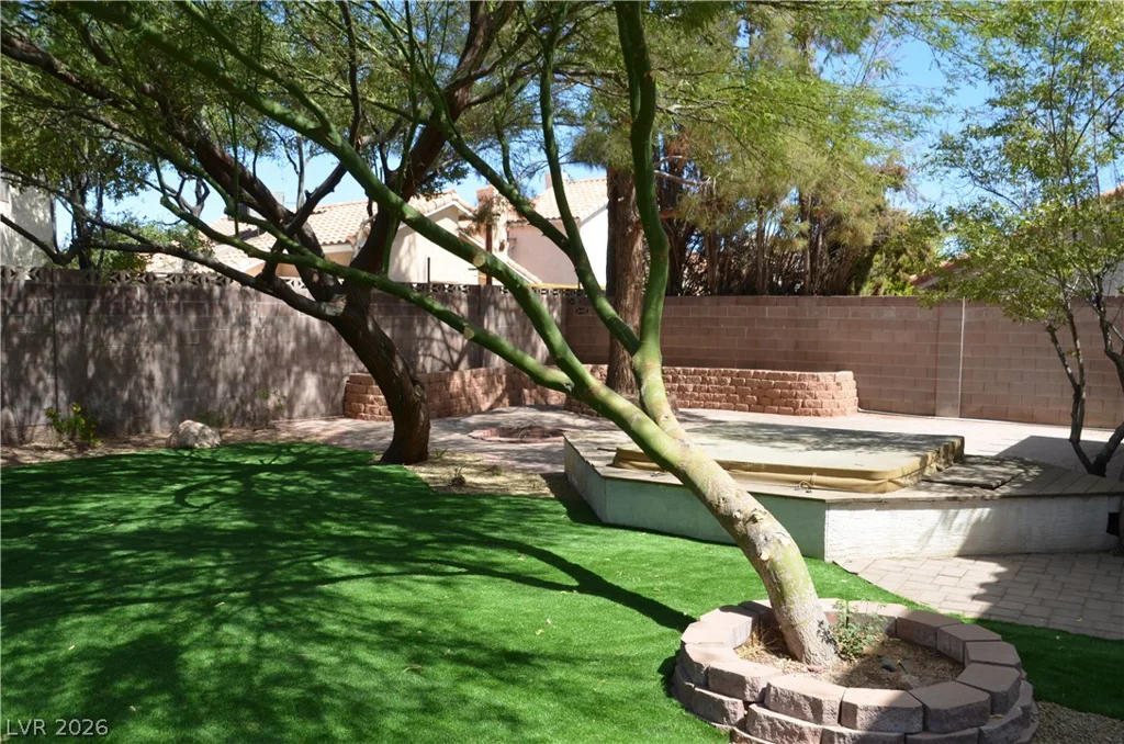 1442 White, Las Vegas, NV 89119