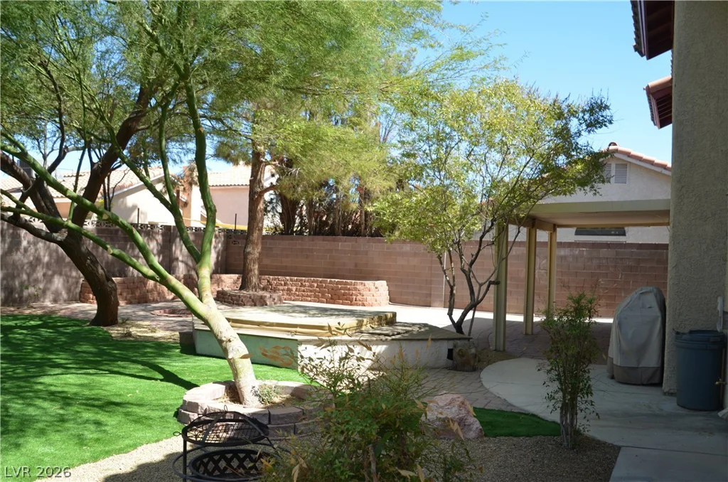 1442 White, Las Vegas, NV 89119
