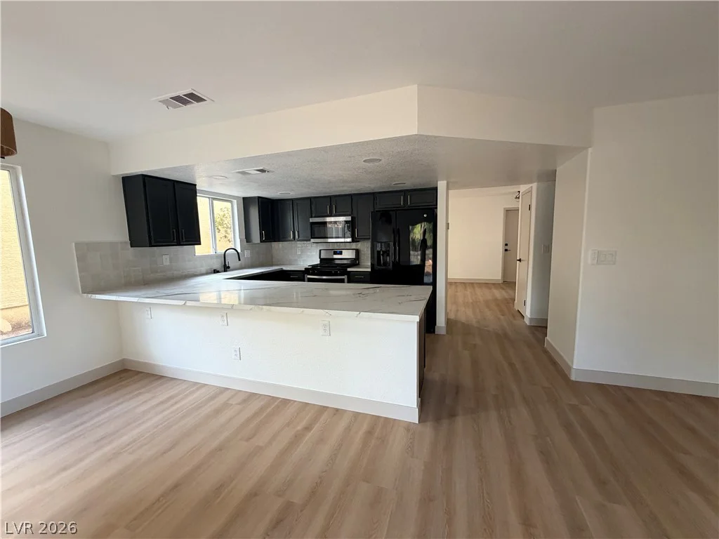 9413 Valencia Canyon, Las Vegas, NV 89117