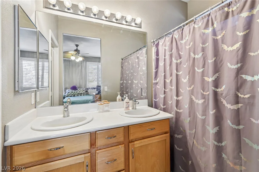 10751 Bel Etage, Las Vegas, NV 89141