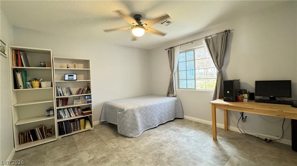 5425 Comchec, Las Vegas, NV 89108