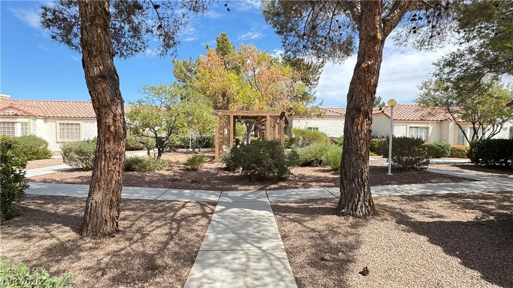 5425 Comchec, Las Vegas, NV 89108