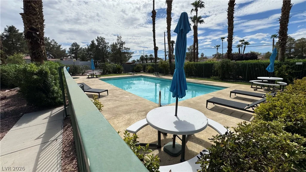 5425 Comchec, Las Vegas, NV 89108