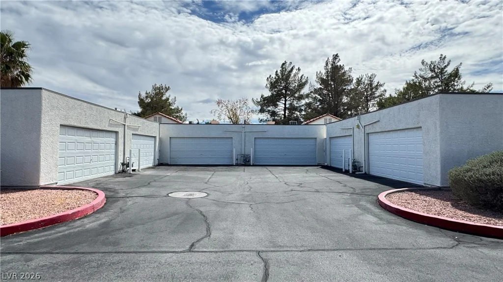 5425 Comchec, Las Vegas, NV 89108