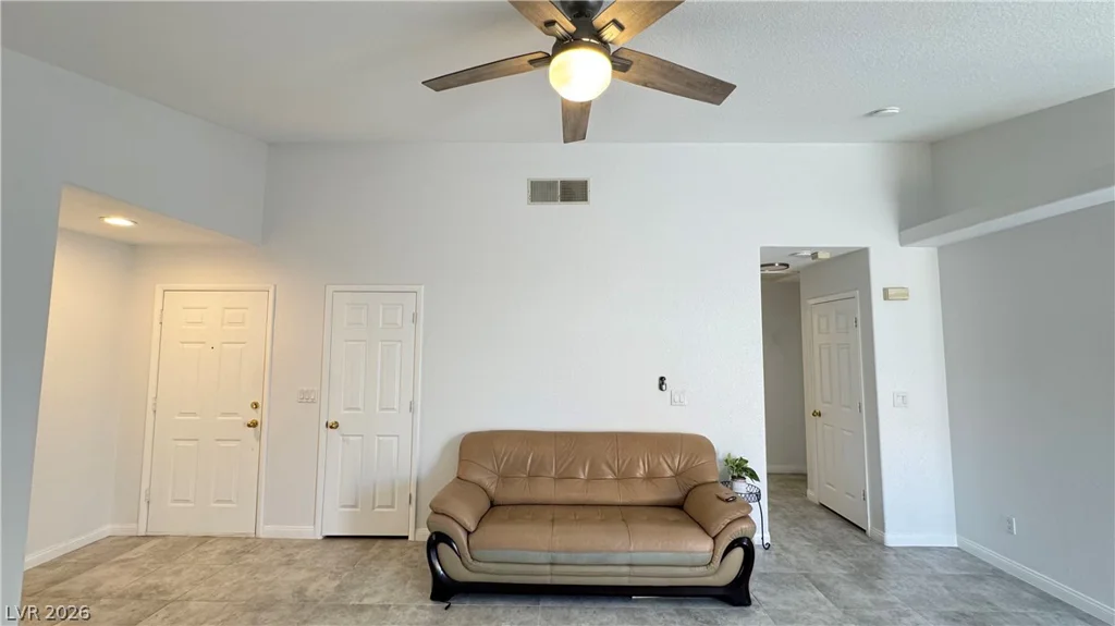 5425 Comchec, Las Vegas, NV 89108