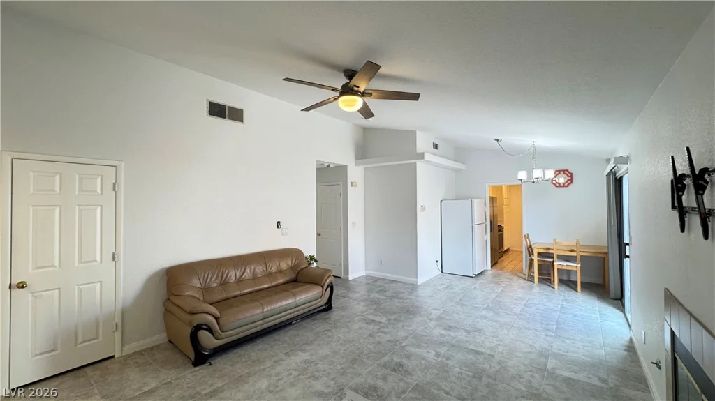 5425 Comchec, Las Vegas, NV 89108
