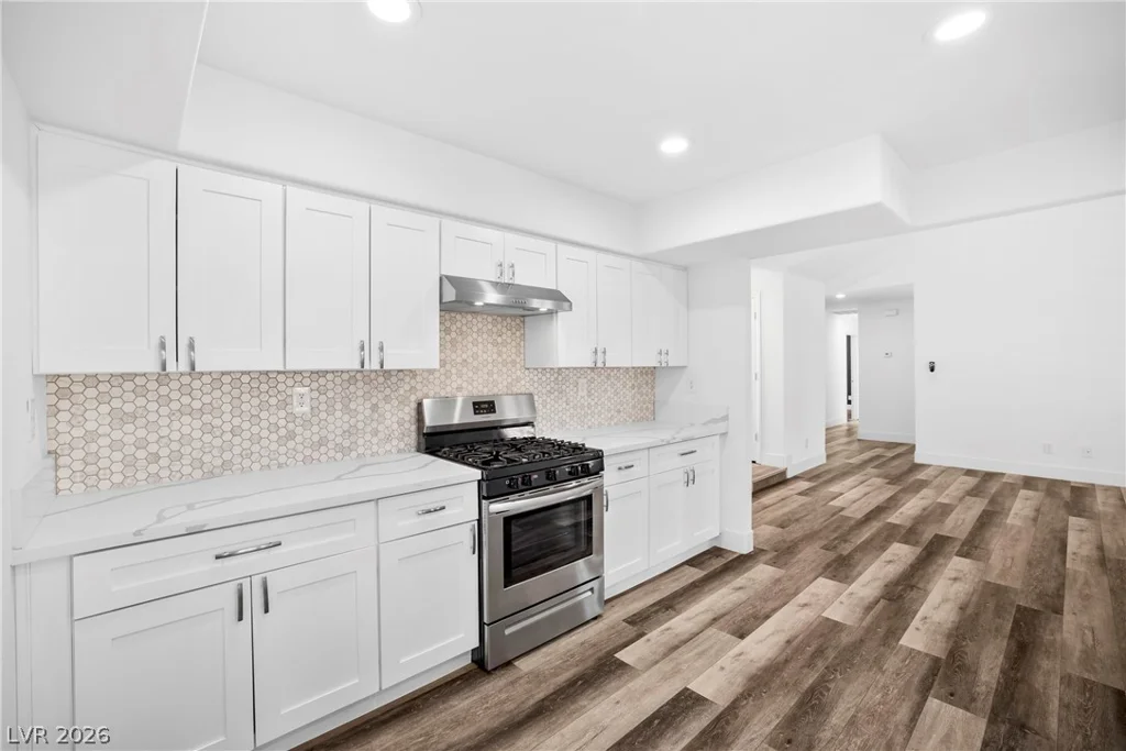1904 Bradbury Circle, Las Vegas, NV 89128