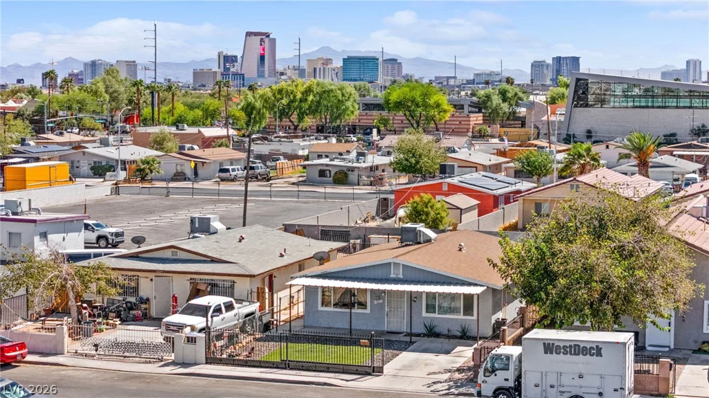 1237 Hassell, Las Vegas, NV 89106