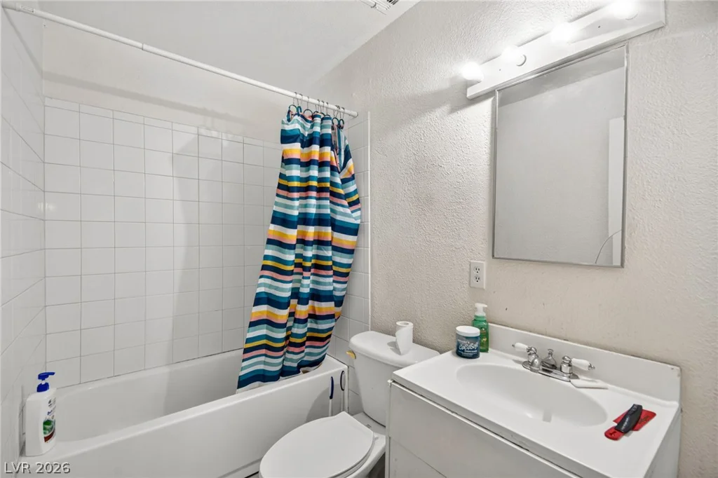 1237 Hassell, Las Vegas, NV 89106