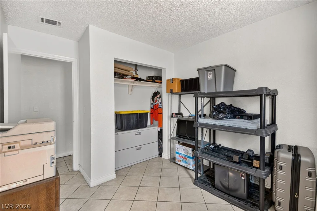 1237 Hassell, Las Vegas, NV 89106