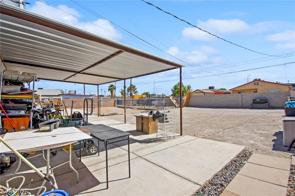 1237 Hassell, Las Vegas, NV 89106