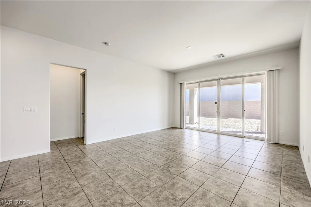 8198 Allie Hope, Las Vegas, NV 89139