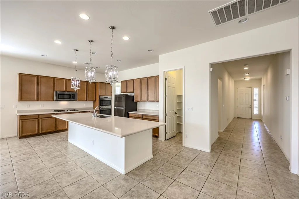8198 Allie Hope, Las Vegas, NV 89139