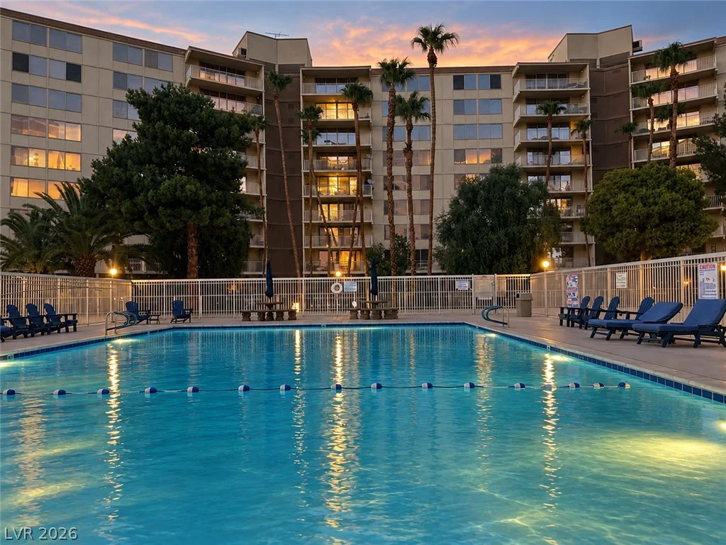 205 Harmon, Las Vegas, NV 89169