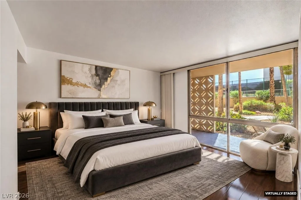 205 Harmon, Las Vegas, NV 89169