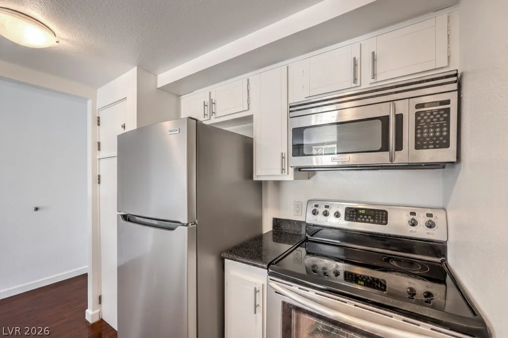 205 Harmon, Las Vegas, NV 89169