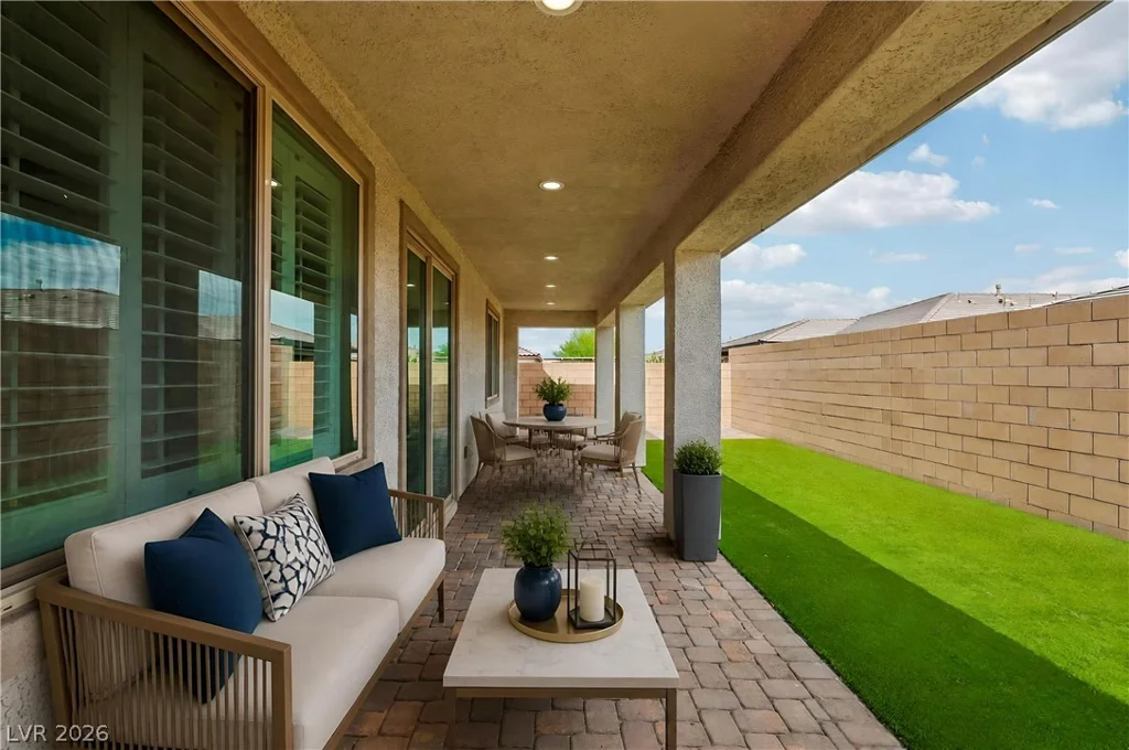 748 Omaggio, Henderson, NV 89011