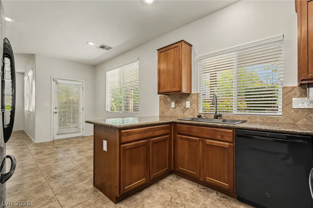 10643 Bandera Mountain, Las Vegas, NV 89166