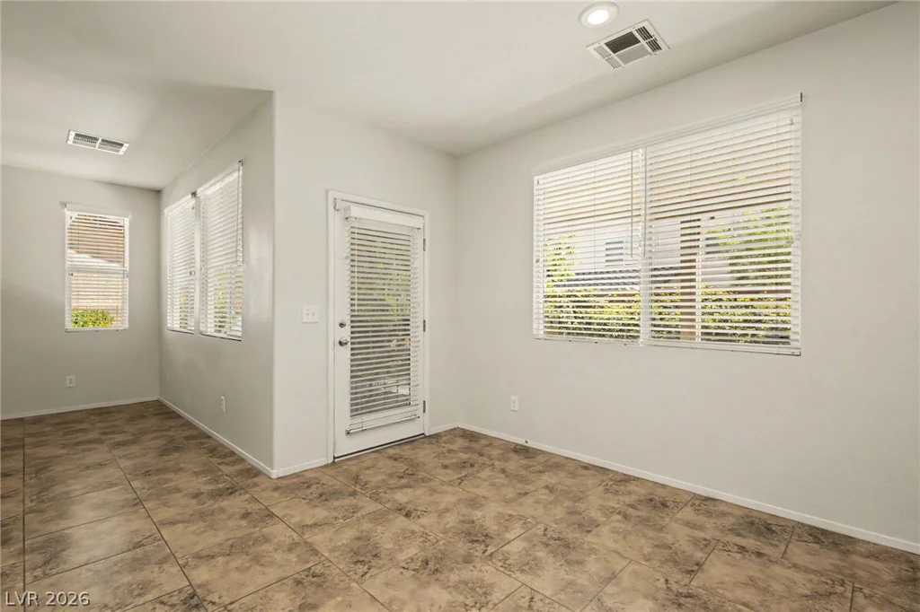 10643 Bandera Mountain, Las Vegas, NV 89166