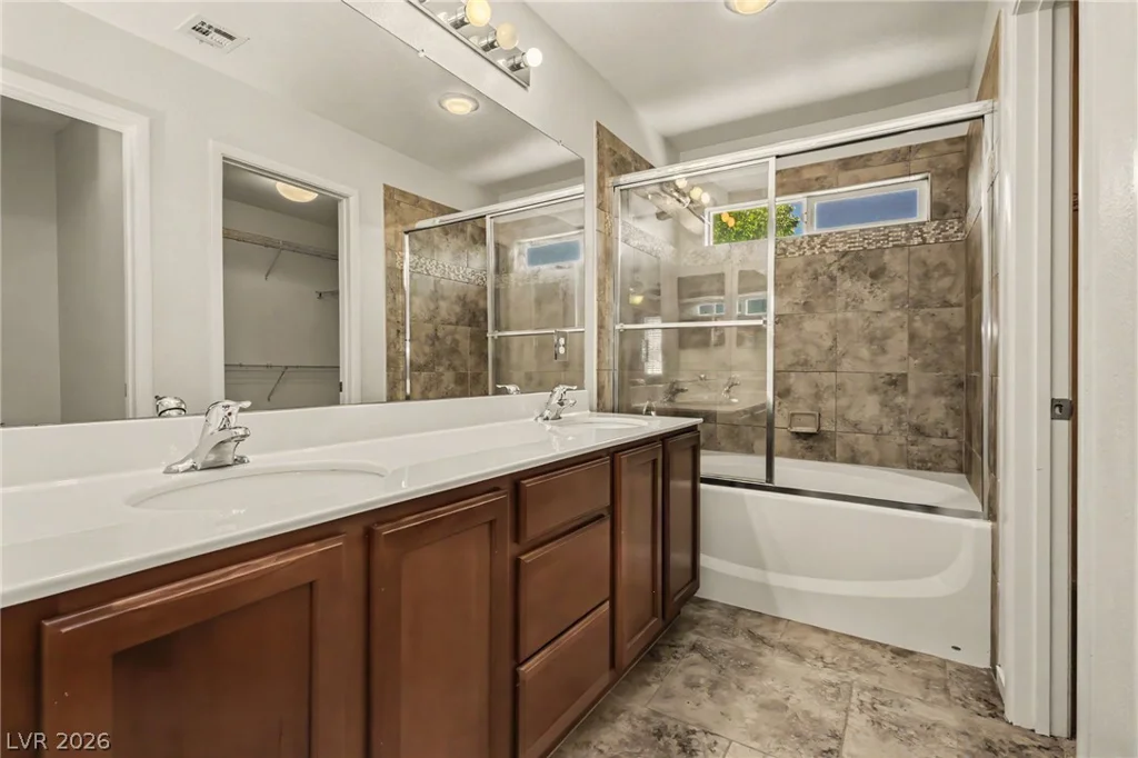 10643 Bandera Mountain, Las Vegas, NV 89166