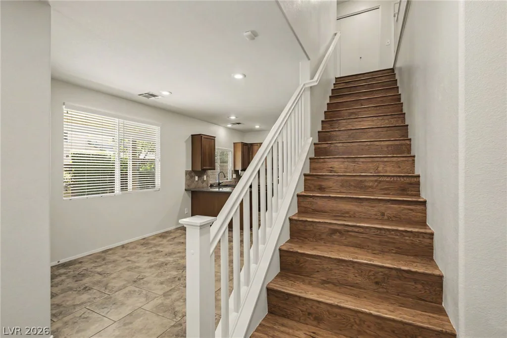 10643 Bandera Mountain, Las Vegas, NV 89166
