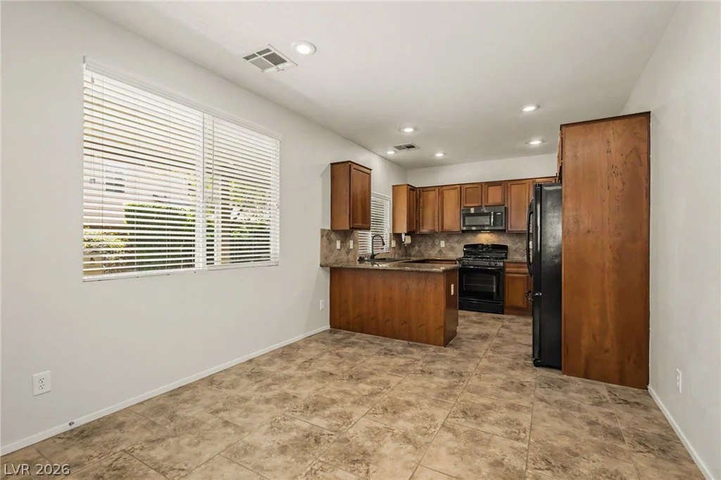 10643 Bandera Mountain, Las Vegas, NV 89166