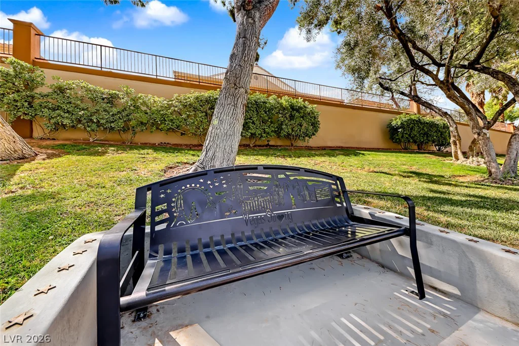 1608 Taylor Woodrow, Las Vegas, NV 89117
