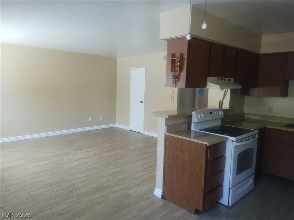 4930 Stanley, Las Vegas, NV 89115